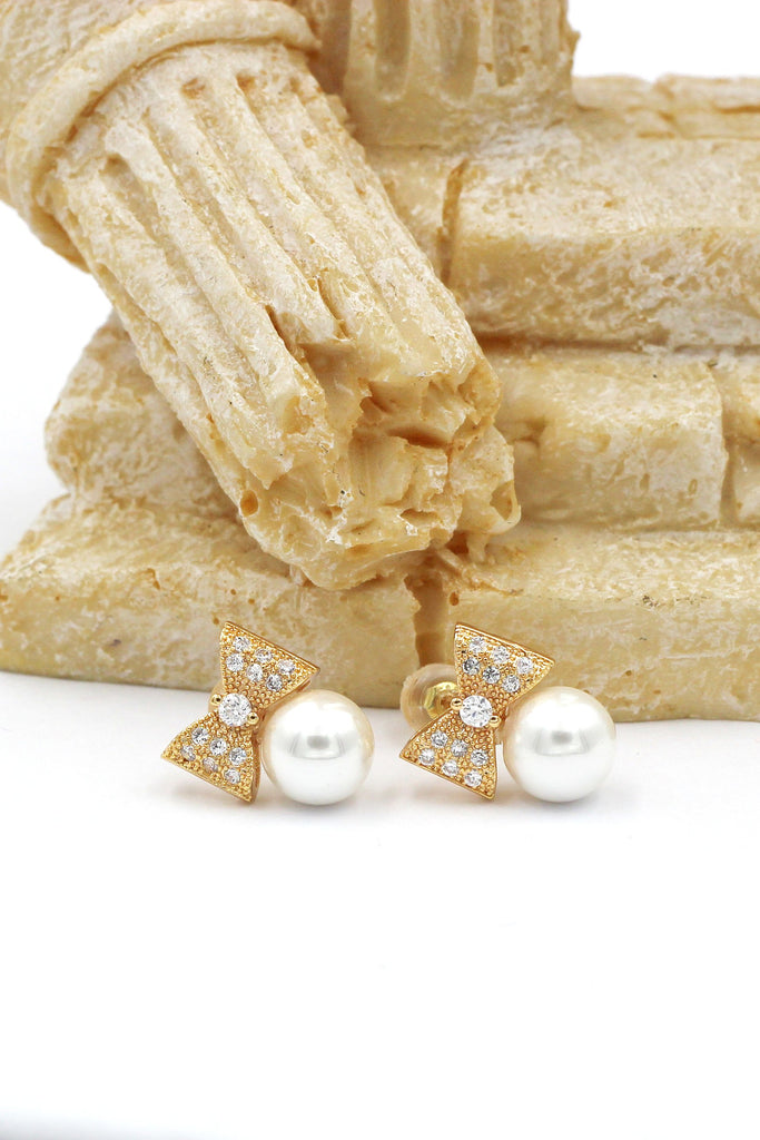 Simple elegant pearl pineapple gold earrings set