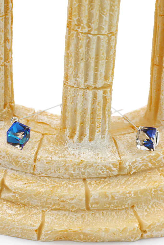 square blue crystal wire earrings