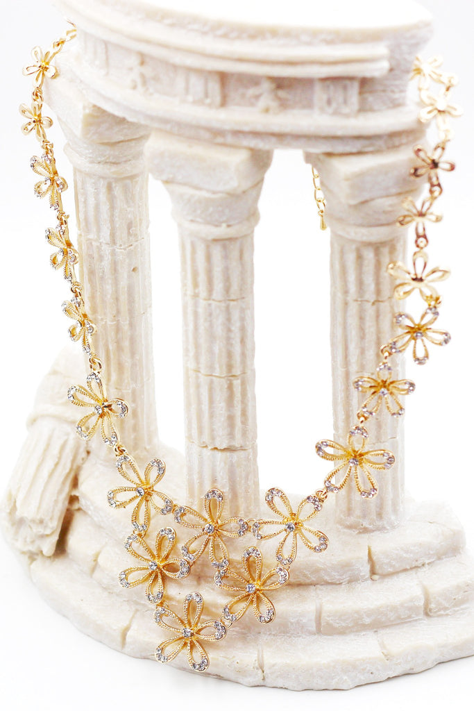 Little flowers crystal necklace