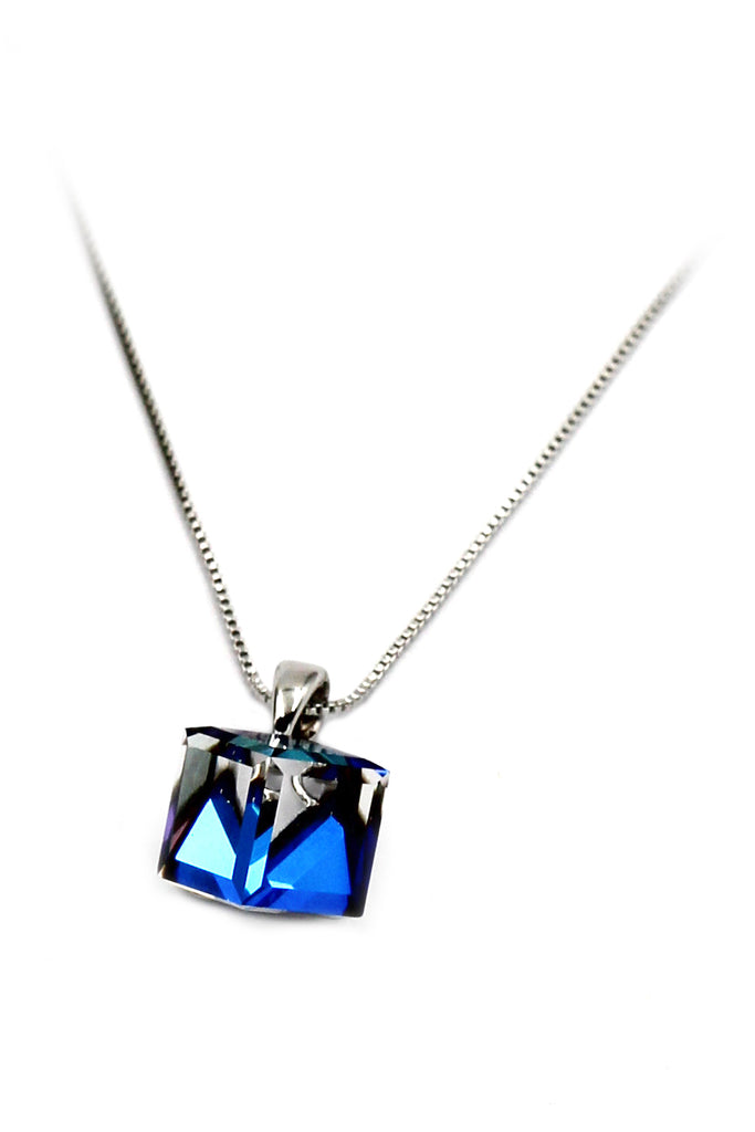 crystal candy magical discoloration necklace