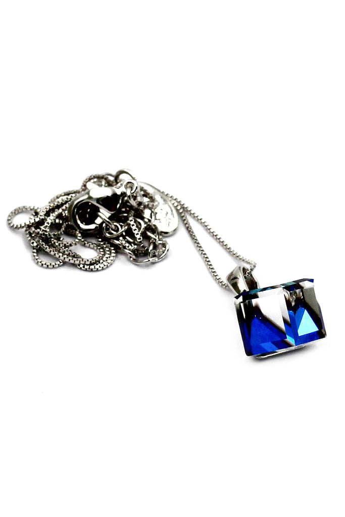 crystal candy magical discoloration necklace