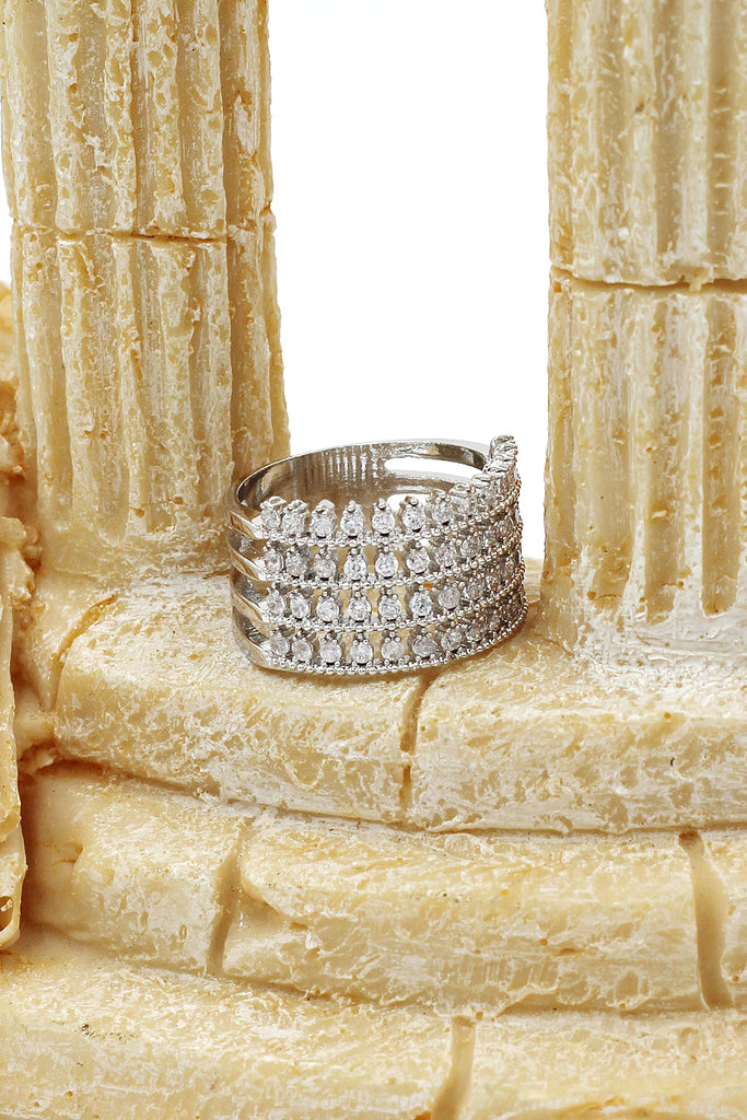 luxury inlaid small crystal silver ring