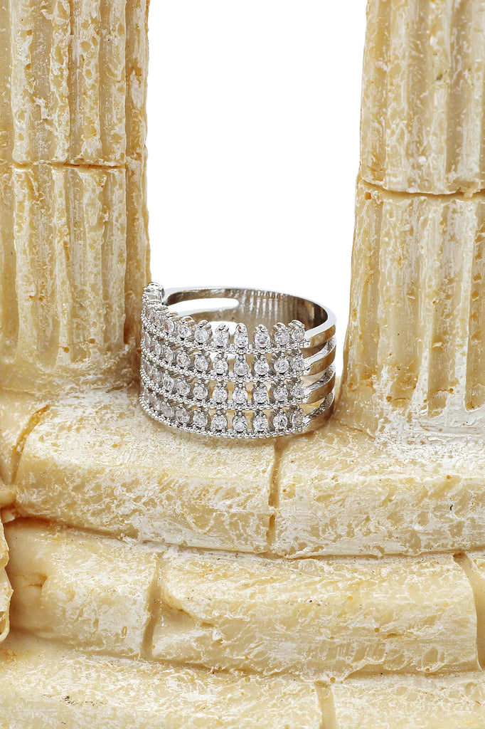 luxury inlaid small crystal silver ring