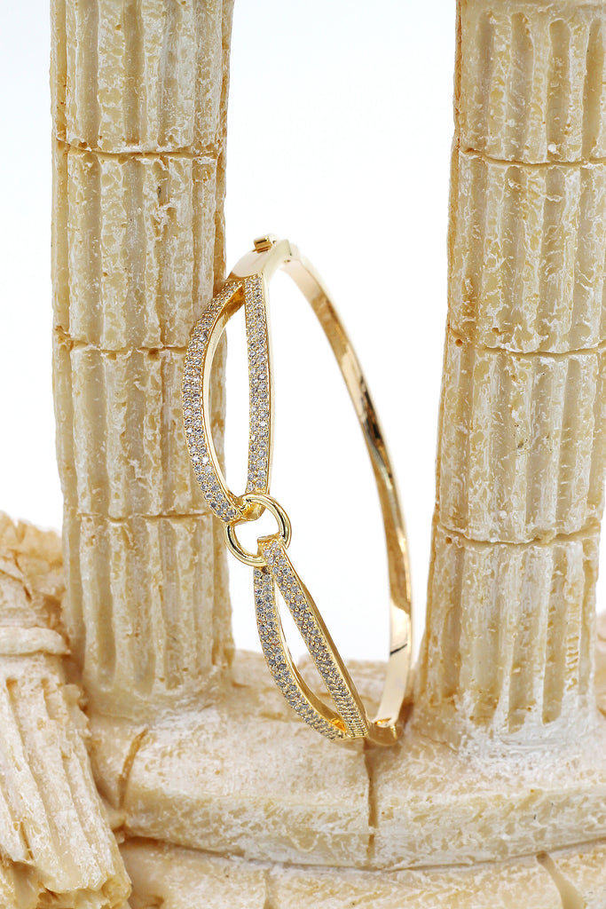 fashion down eight inlaid crystal bracelet