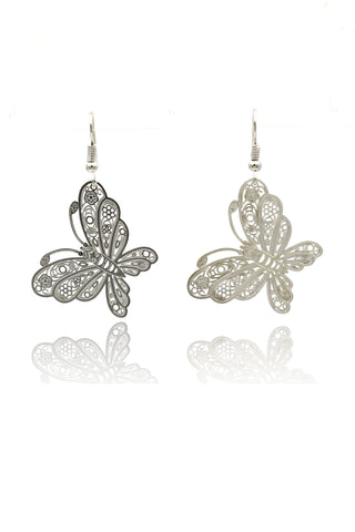 Elegant butterfly circle earrings