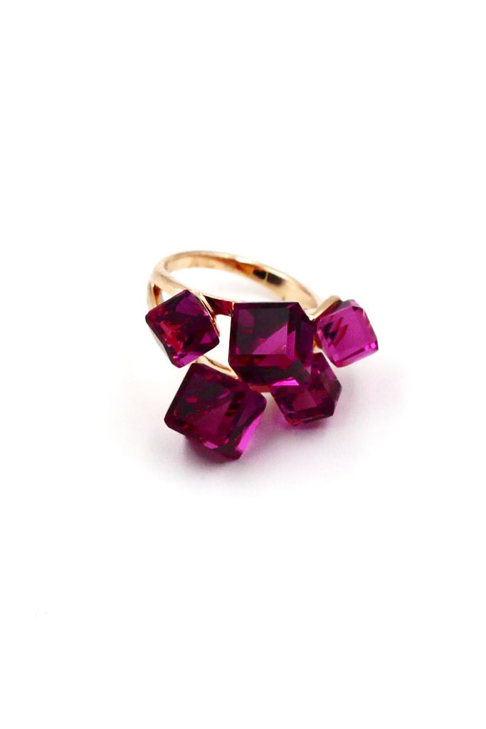 Noble square crystal gold ring set