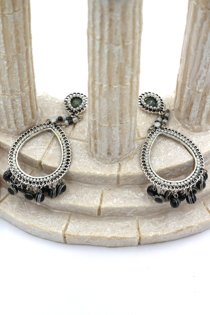 classic pendant beads earrings