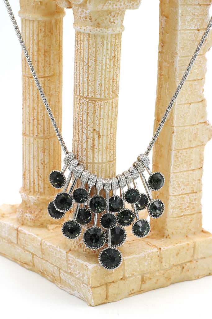 fashion pendant silver circle crystal necklace