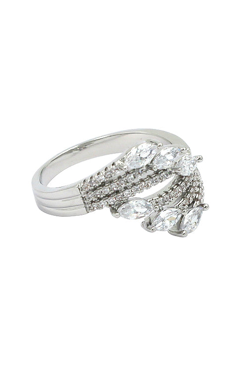 elegant crystal shining ring