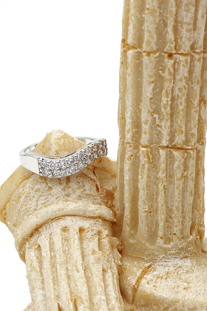 fashion curve crystal silver ring