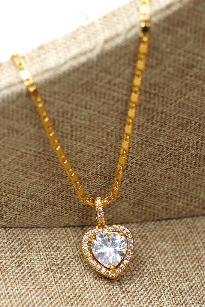 golden shiny crystal heart necklace