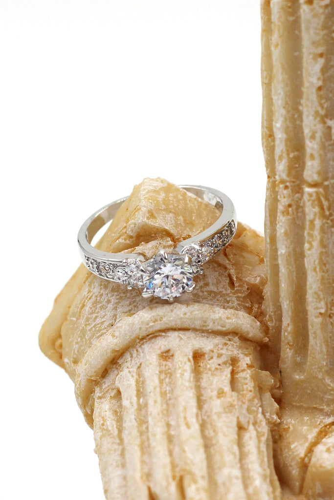 lovely crystal silver ring