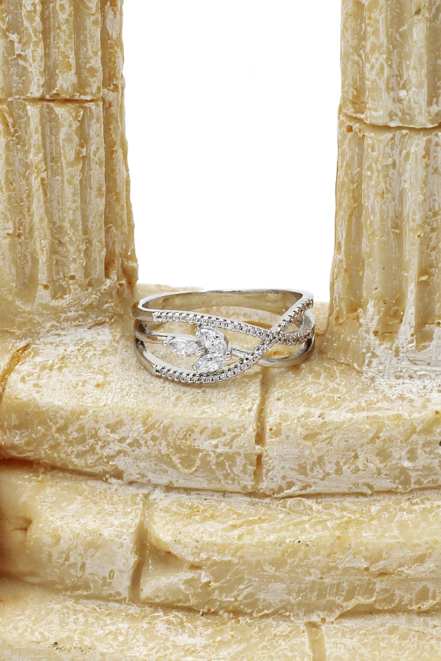 fashion mini crystal flower silver ring
