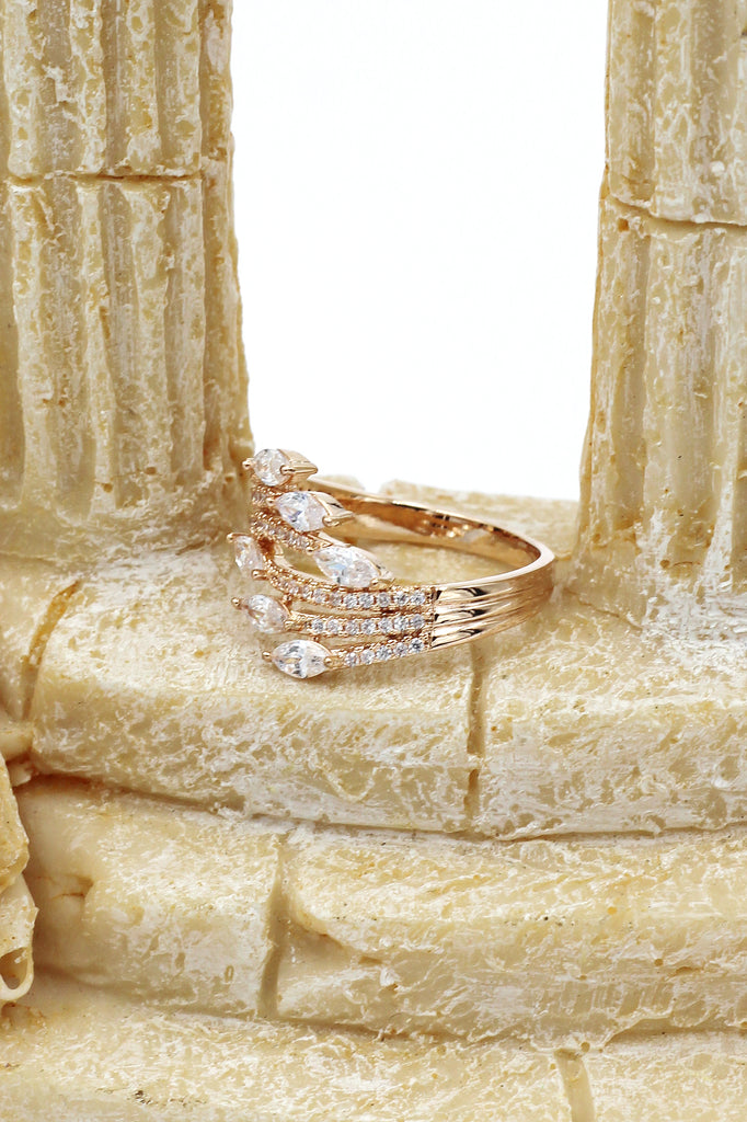 elegant crystal shining ring