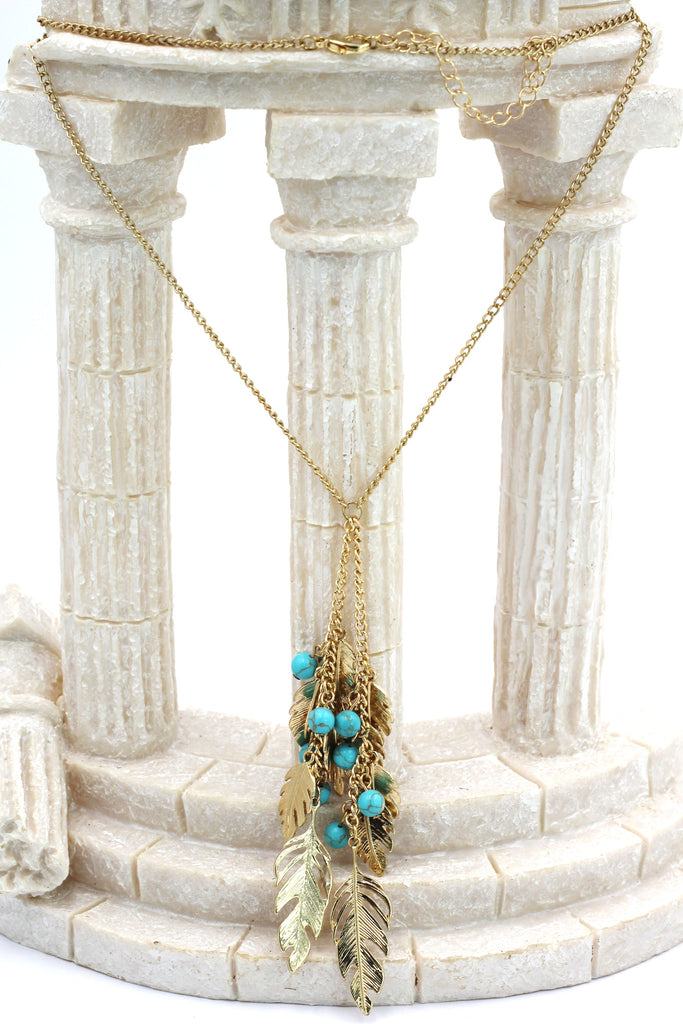pendant golden leaves and beads sweater necklace