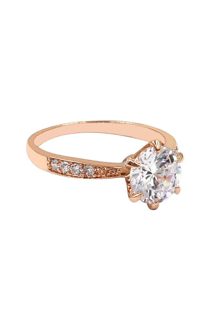 classic six-claw crystal ring