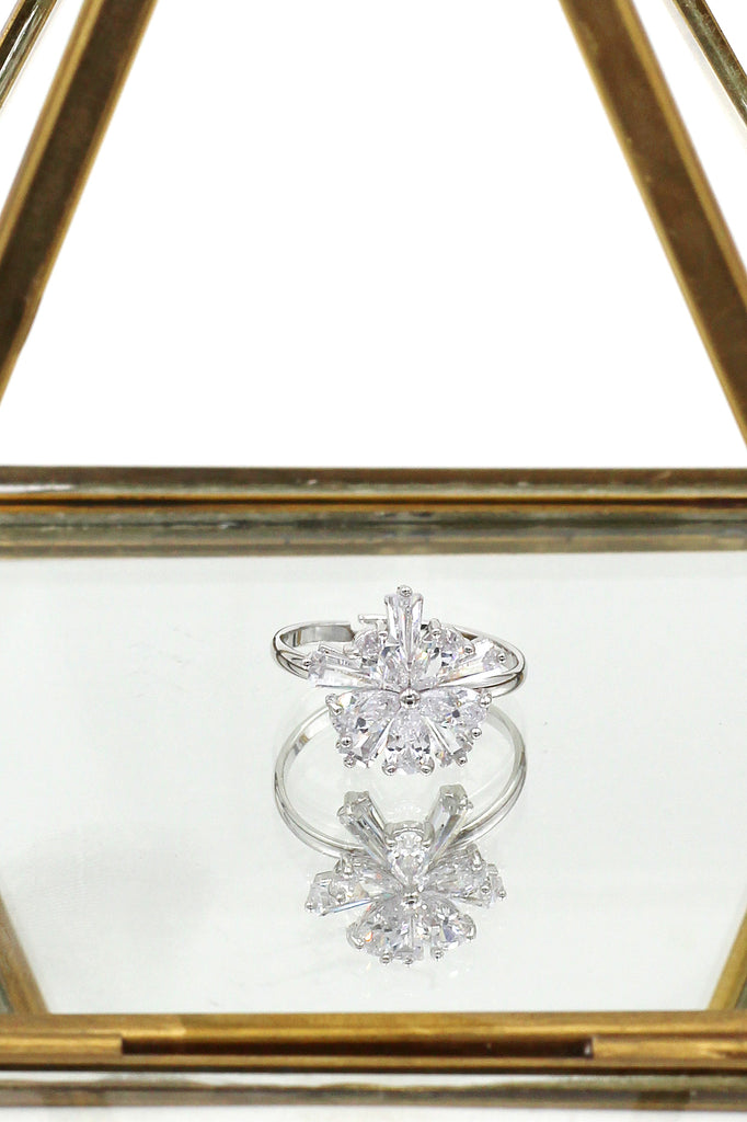 sparkling crystal double flower silver ring