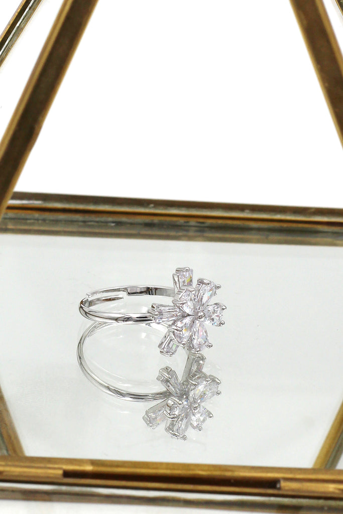 sparkling crystal double flower silver ring