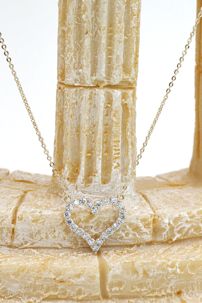 lovely crystal heart necklace