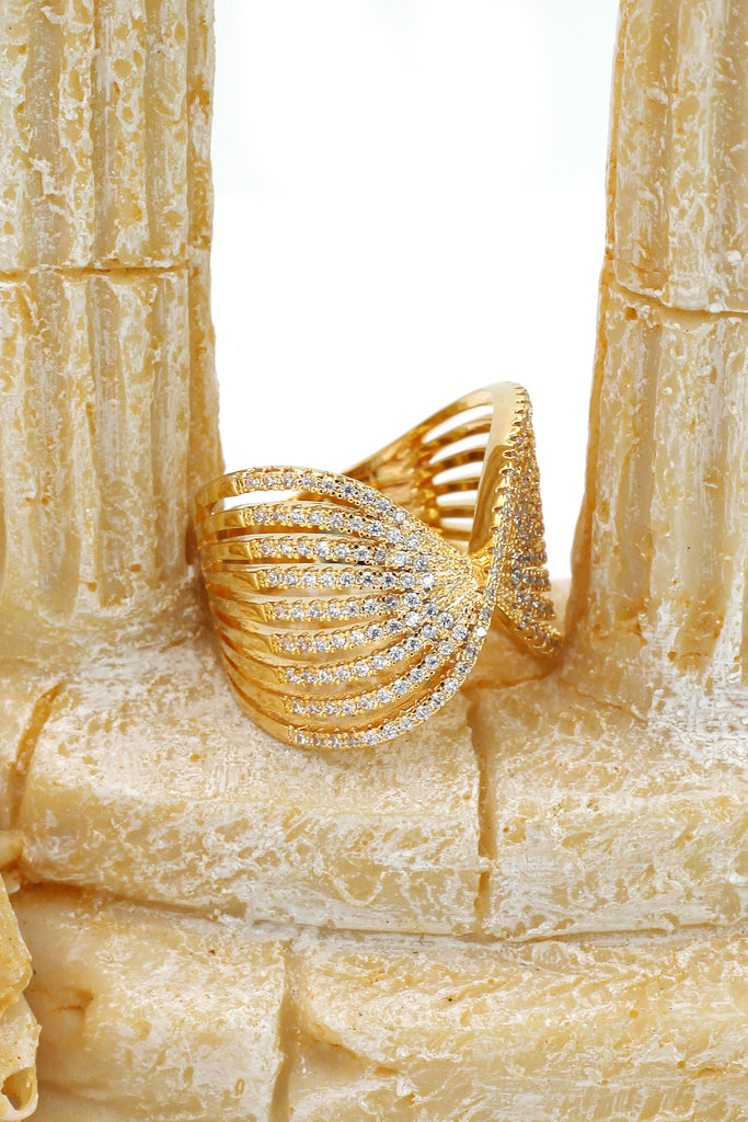 sparkling crystal butterfly powder ring