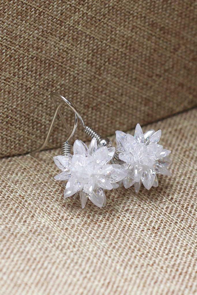 fashion snowflake silver necklace earrings set