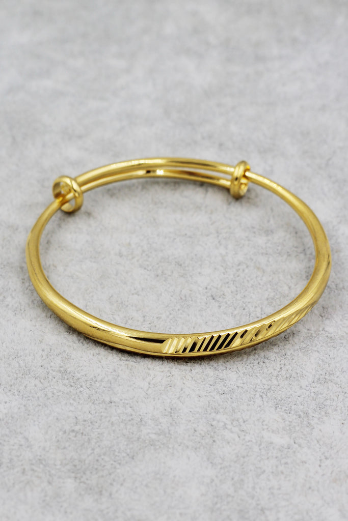 fashion feather pattern bracelet