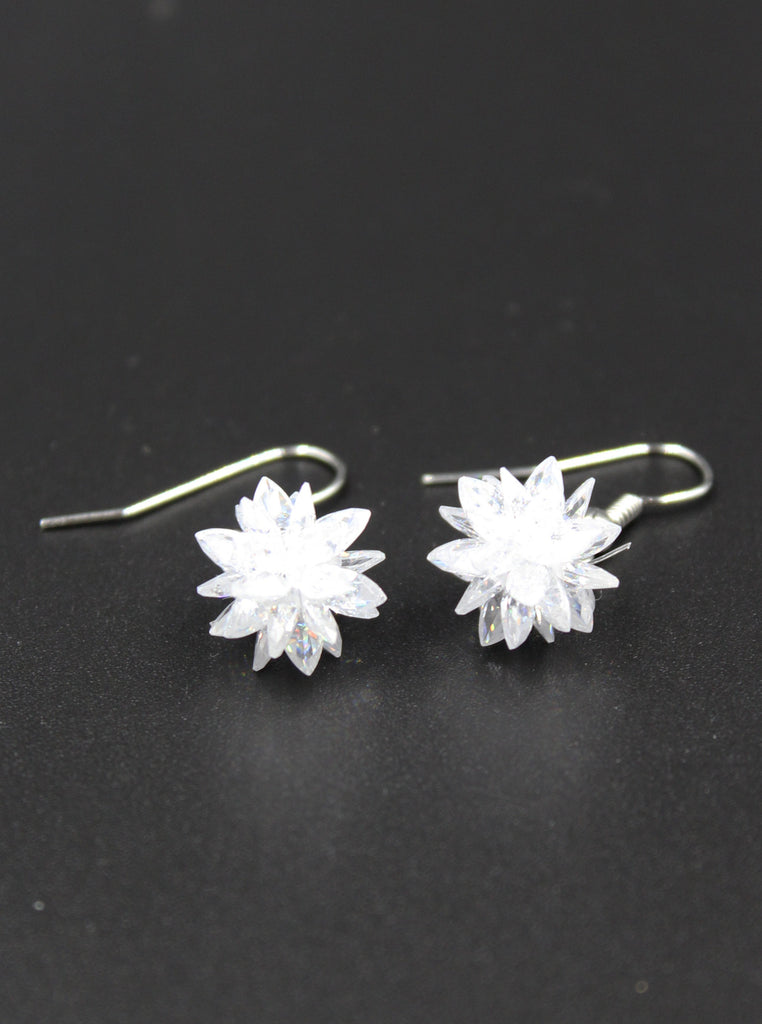 fashion snowflake silver necklace earrings set