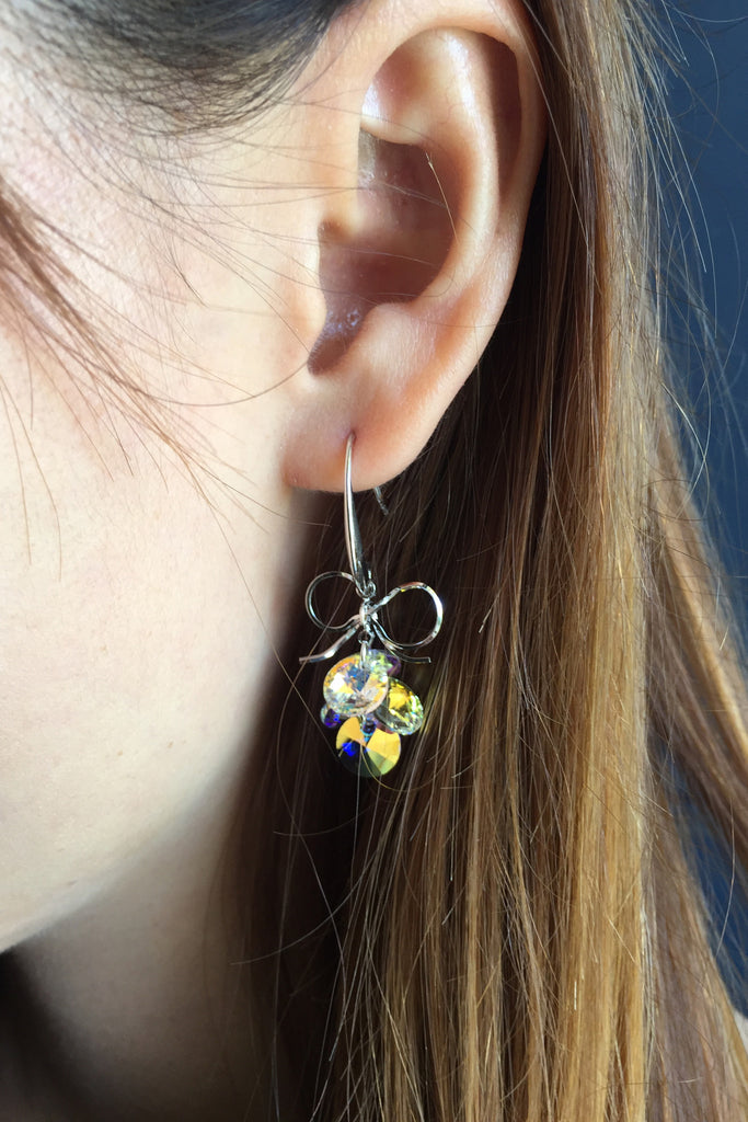 Lovely Silver shiny Crystal Earrings