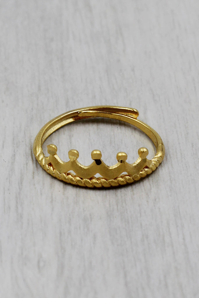 Simple crown gold ring