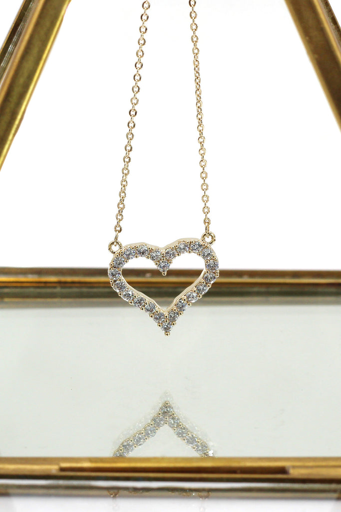 lovely crystal heart necklace