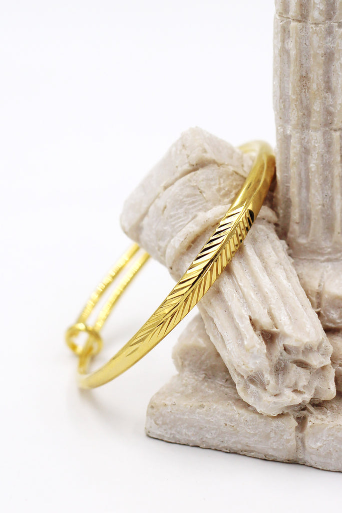 fashion feather pattern bracelet