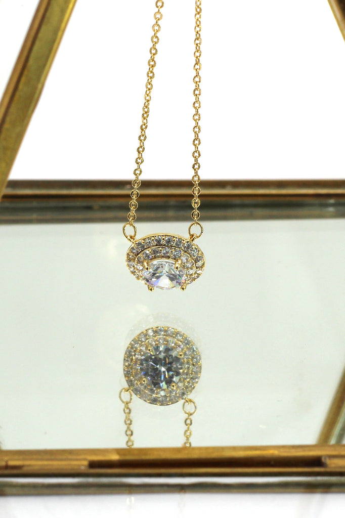sparkling crystal clavicle necklace earrings set
