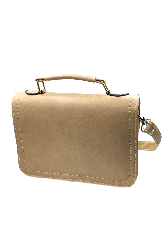 Smooth and bright leather handbags