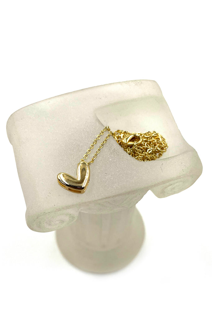 Fashion simple heart-shaped gold necklace