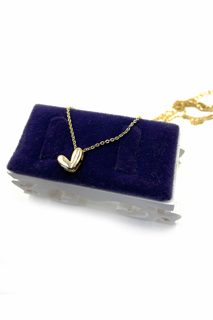 Fashion simple heart-shaped gold necklace