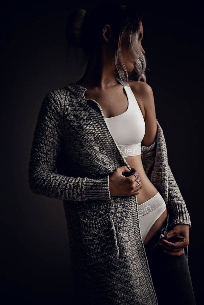 sparkling rhythm crystal pendant ring