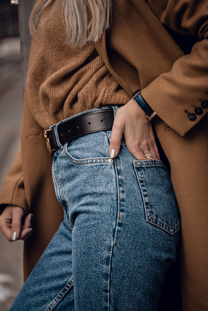 elegant crystal shining ring