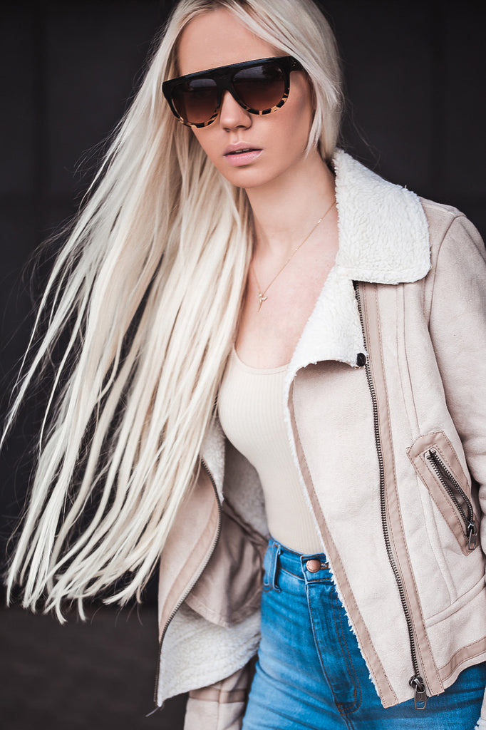 mini angel clavicle necklace