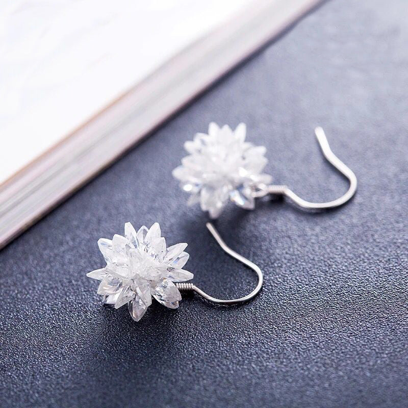 snow white crystal earrings