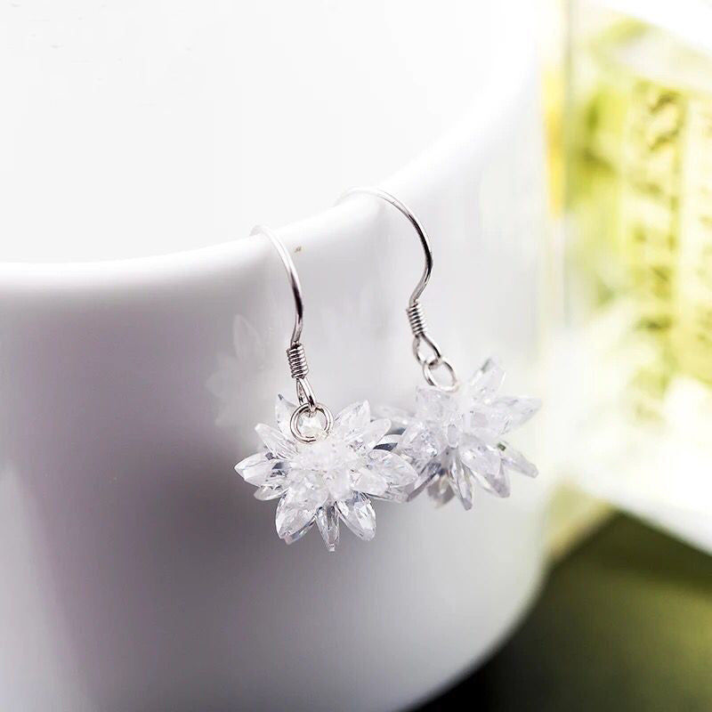 snow white crystal earrings