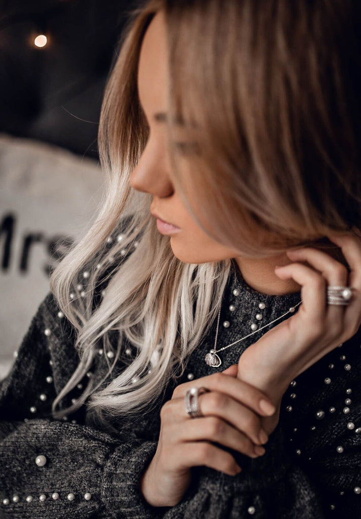 pearl shell necklace