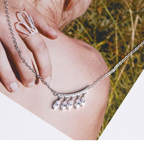 Small silver crystal stone necklace