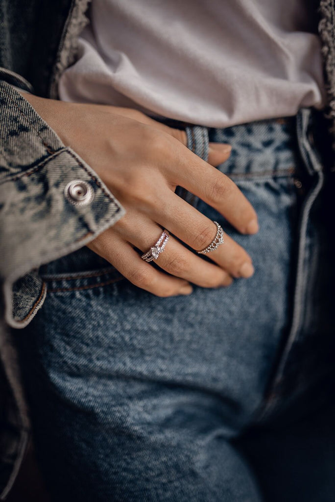 lovely crystal heart silver ring