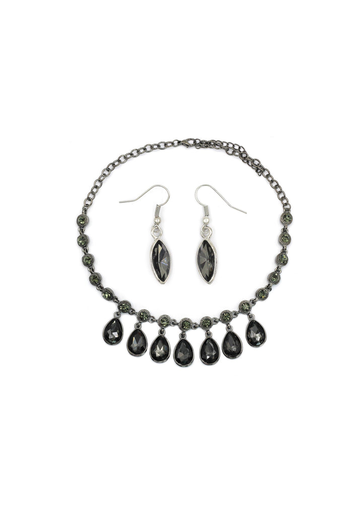 Black elegant crystal earrings necklace set