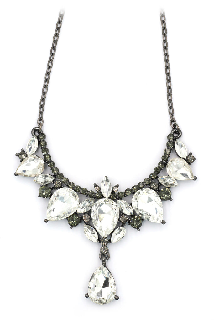 Elegant Black and White Crystal Earrings Necklace Set