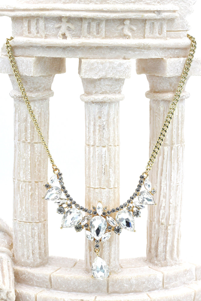 Elegant Black and White Crystal Earrings Necklace Set