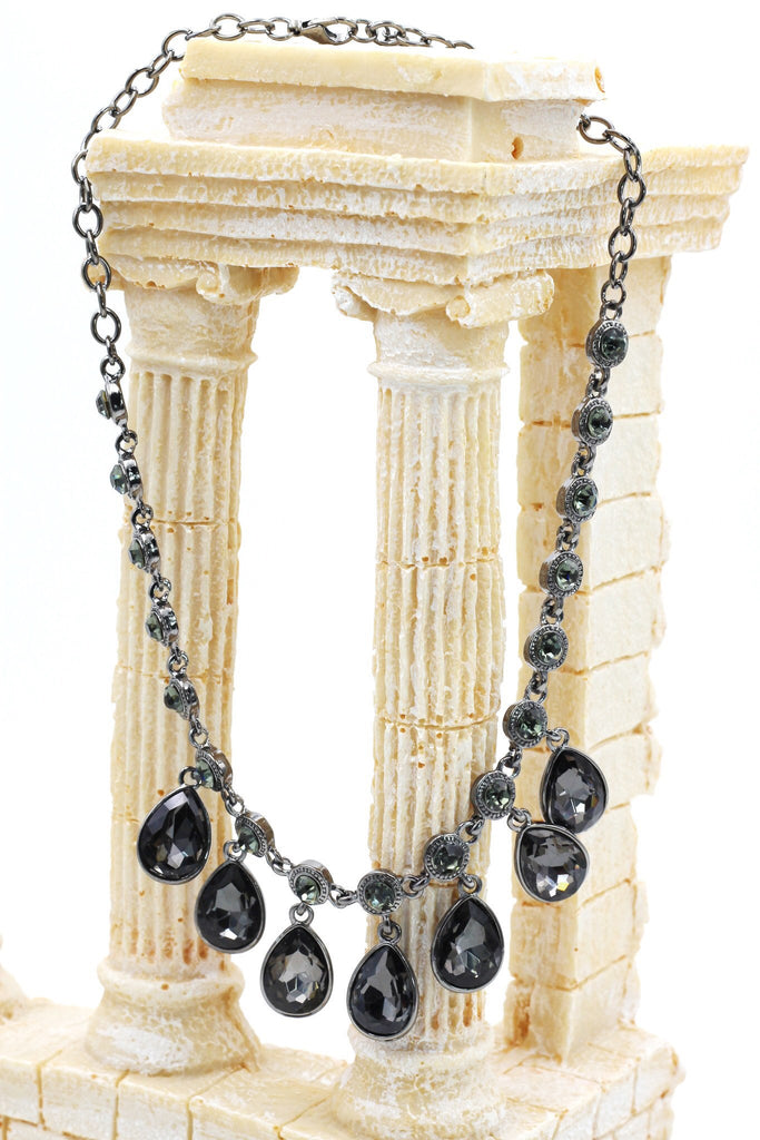 Black elegant crystal earrings necklace set