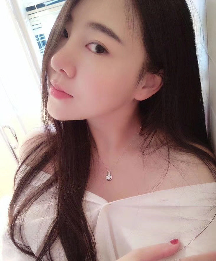 fashion wild square crystal necklace