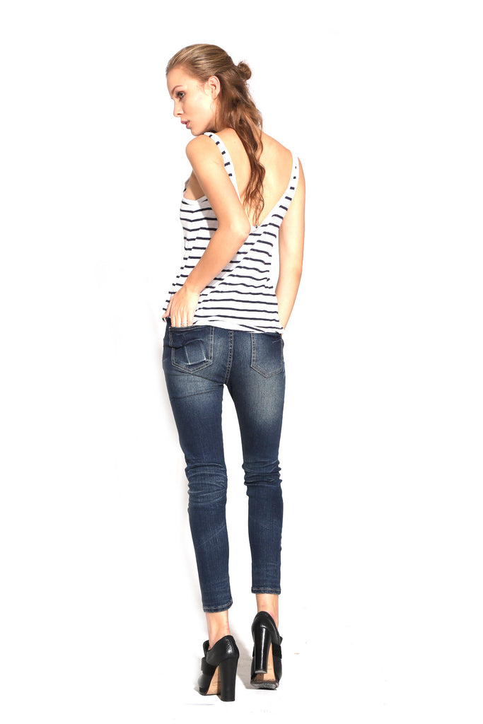 Slant buttons denim