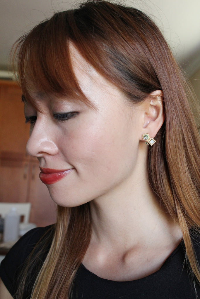 fashion golden rim crystal earrings
